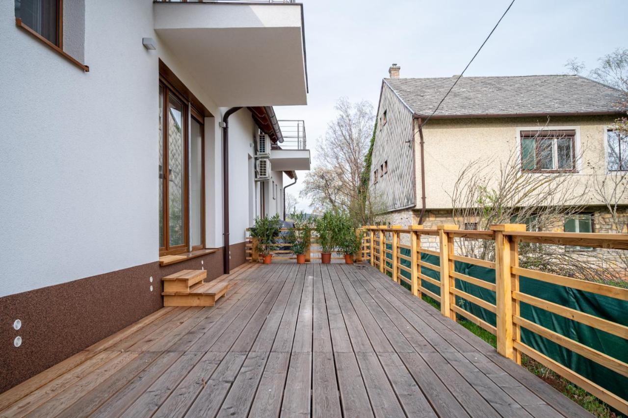 Roze Blue Design Apartments Csopak Exterior foto